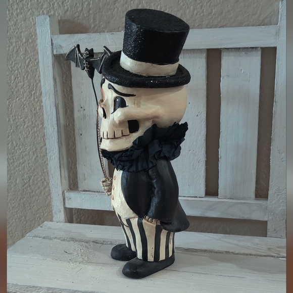 Bethany Lowe Dapper Desmond Skelly Skeleton Striped Halloween Figurine - Picture 14 of 15